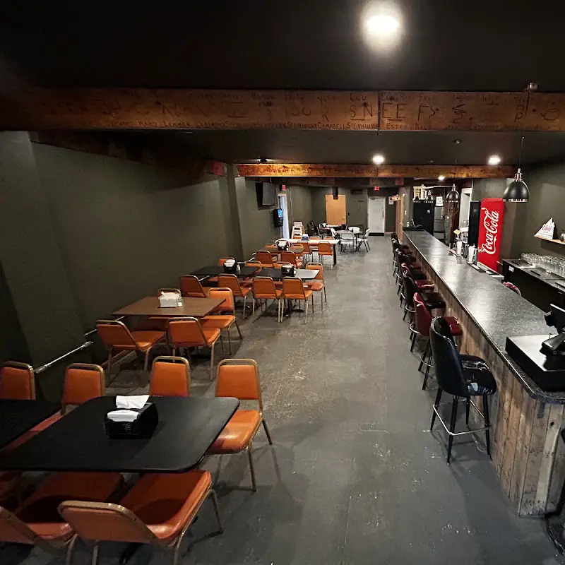 The Central Bar