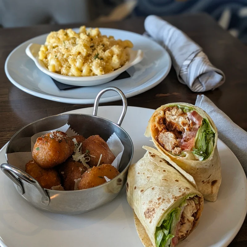 Hawk's Nest Kitchen and Bar