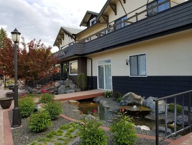 Lewis & Clark Motel