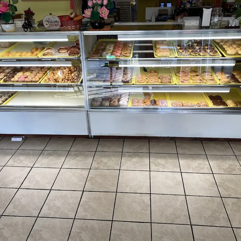 Bartlett Donuts