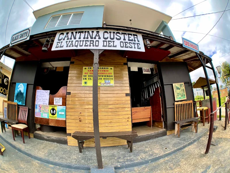 Cantina Custer Vaquero Del Oeste
