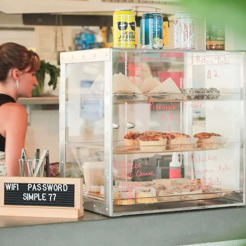 Simple Cafe & Juice Bar