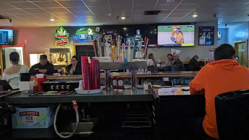 Vic's Bar & Grill