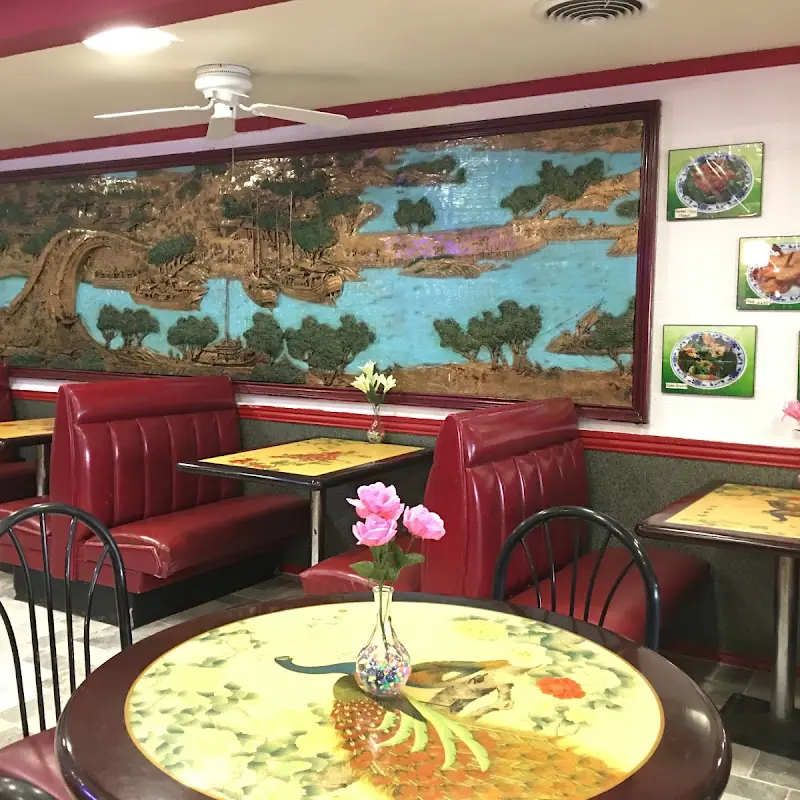 CHEN'S KITCHEN