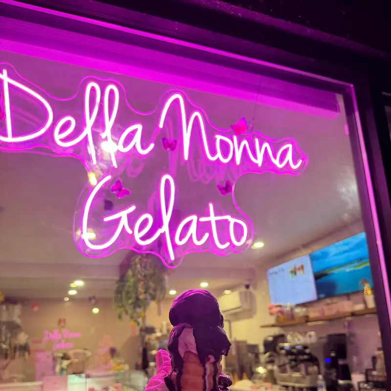 Della Nonna Gelato