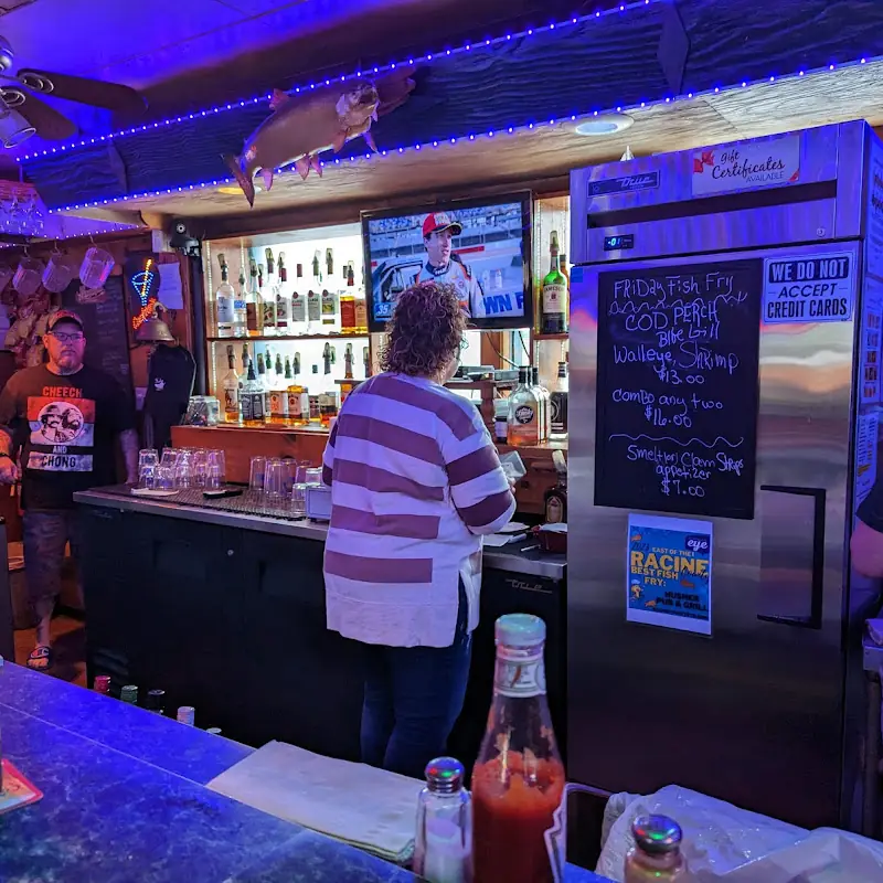 Hushers Pub & Grill
