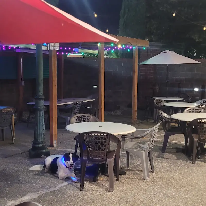 Bucket Brigade Sports Bar & Restaurant