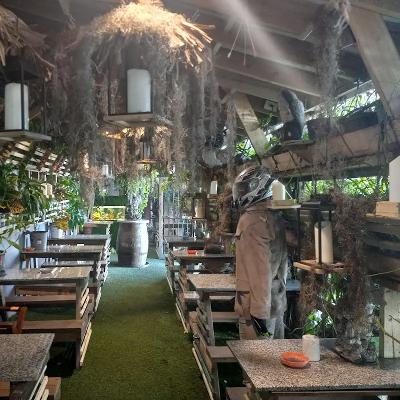 El Polinesio Restaurante and Bar