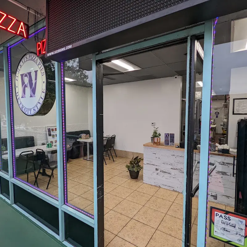 Fuji & Vi's Pizza