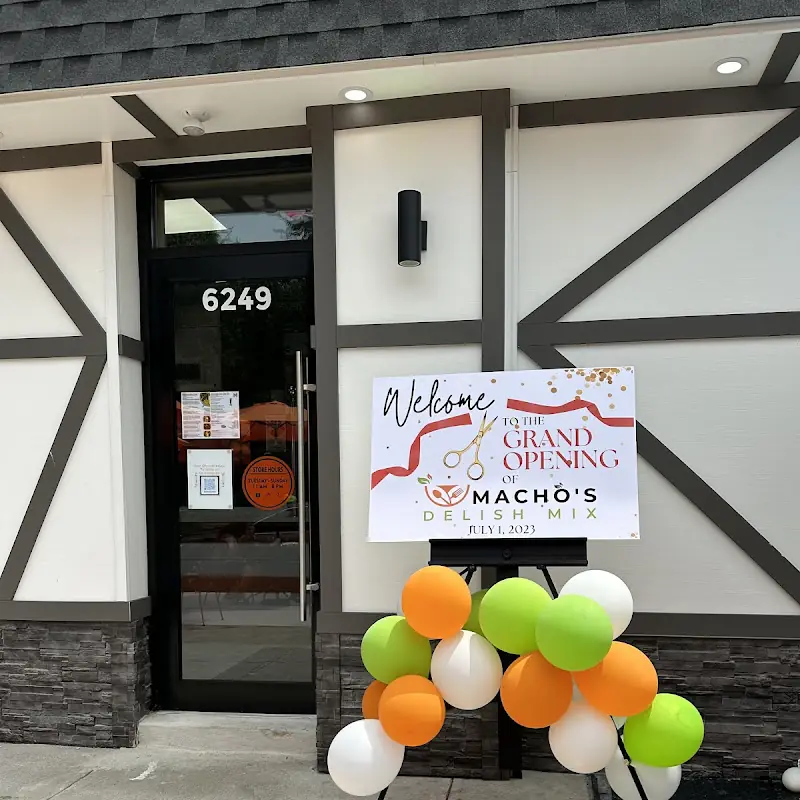 Macho's Delish Mix