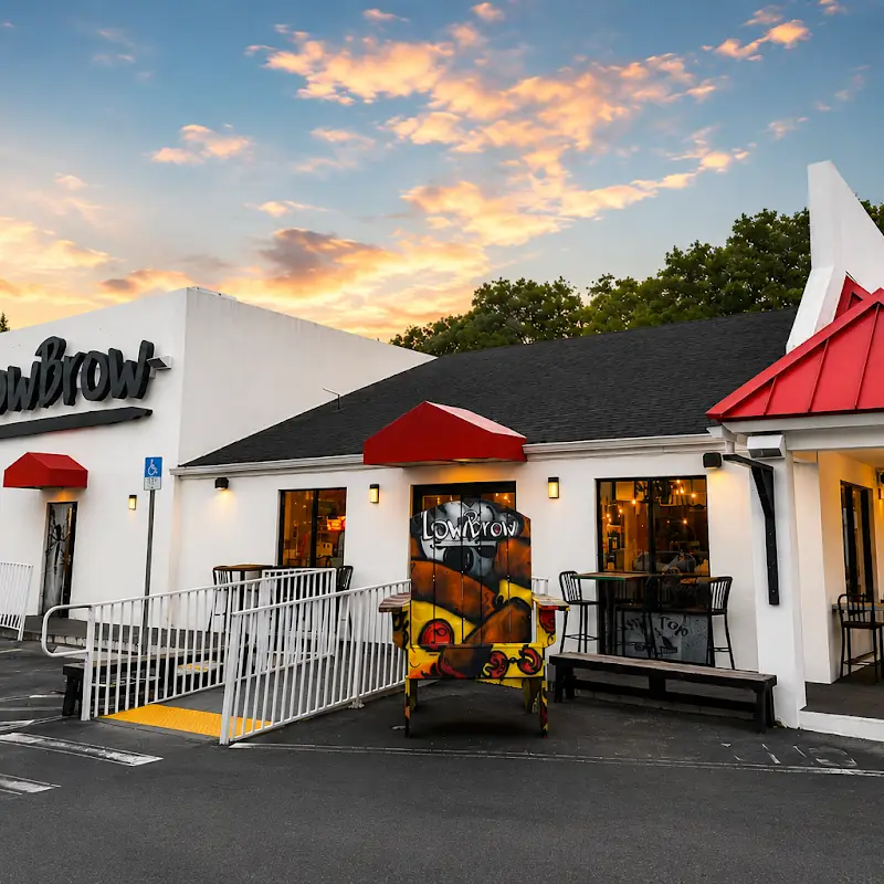 LowBrow Pizza & Beer