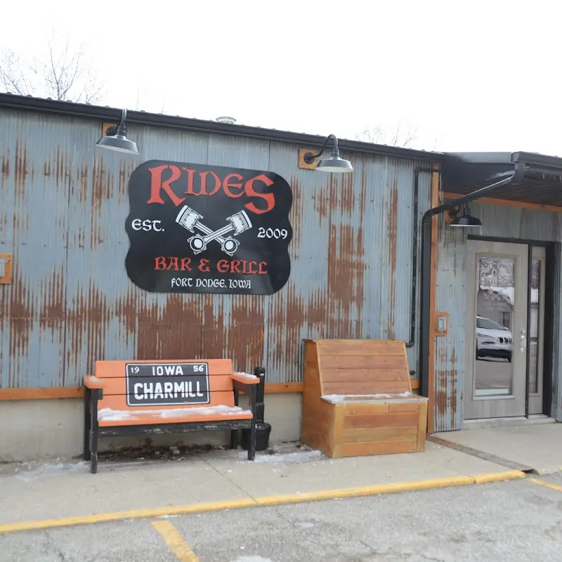 Rides Bar & Grill