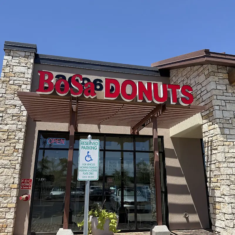 Bosa Donuts