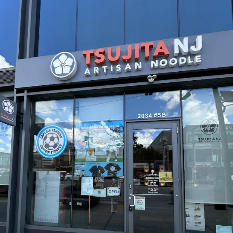 Tsujita NJ Artisan Noodle