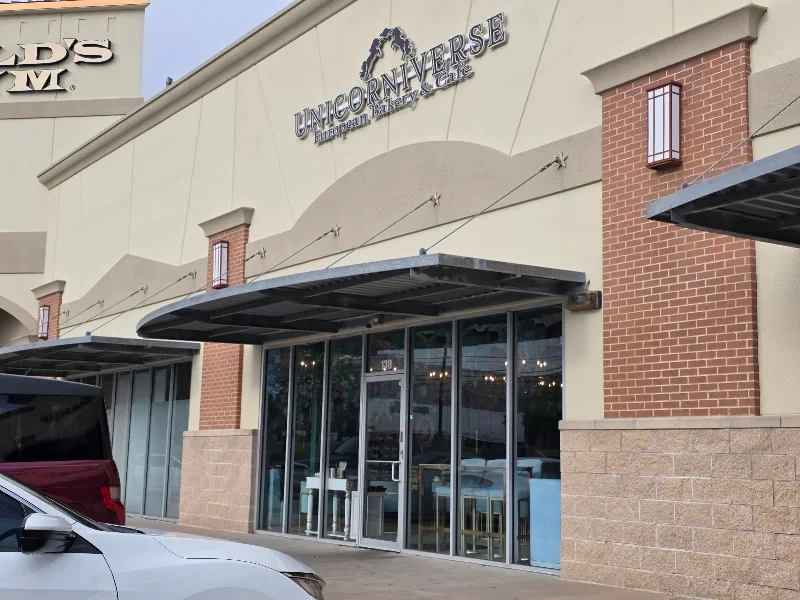 Unicorniverse Bakery & Cafe