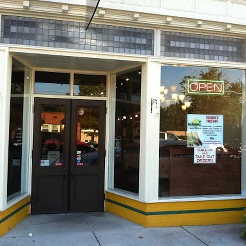 Los Jacubes Family Mexican Restaurant