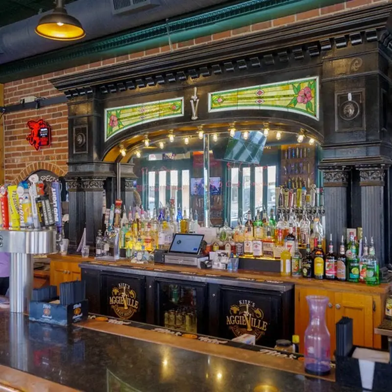 Kite's | Bar & Grill