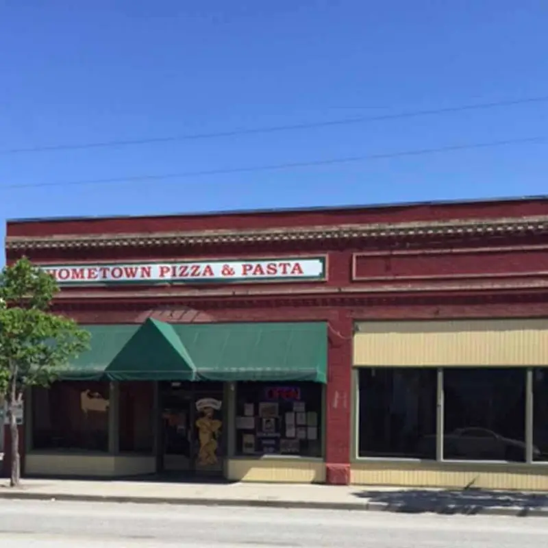 Hometown Pizza, Pasta & Bakery