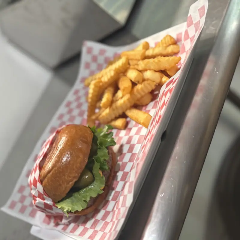La Sports Bar and Grill