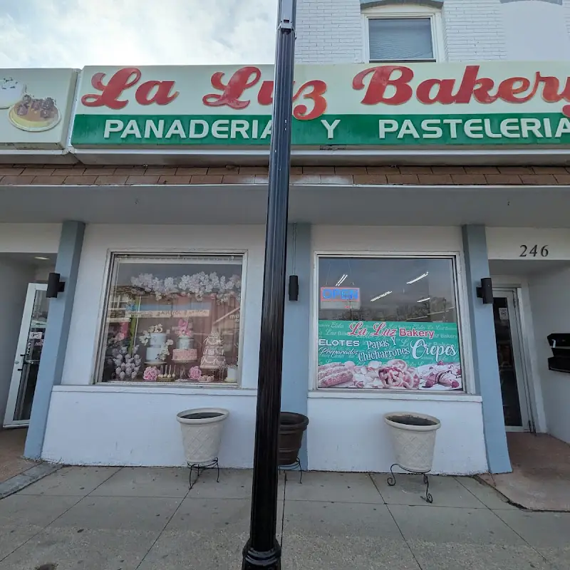 La Luz Bakery