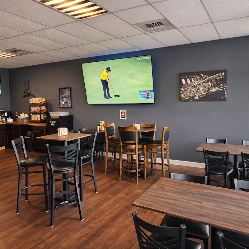 Maverick's Deli