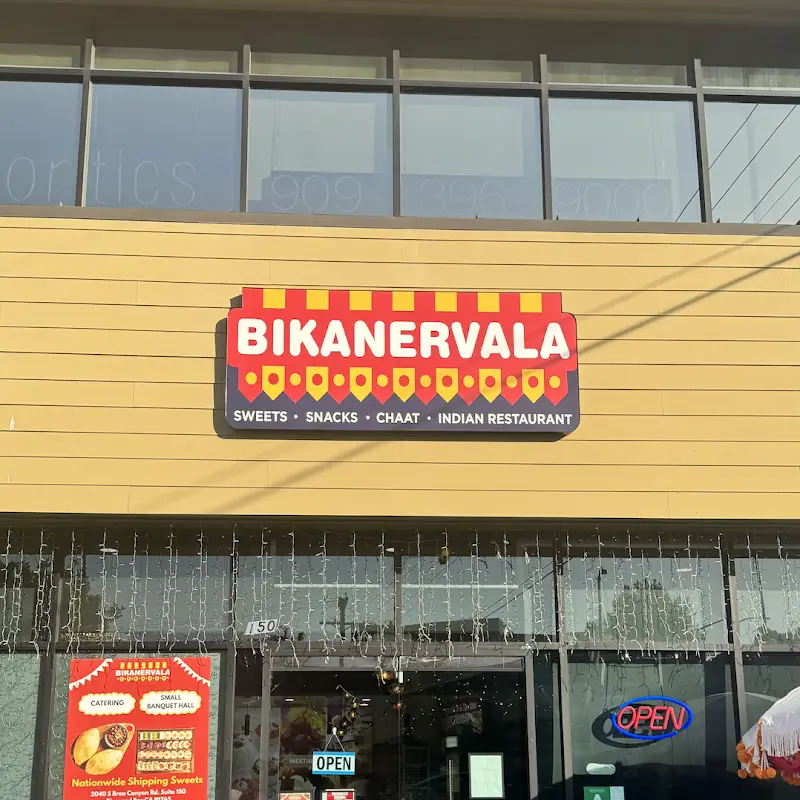 Chhole Bhatura (1Pc)