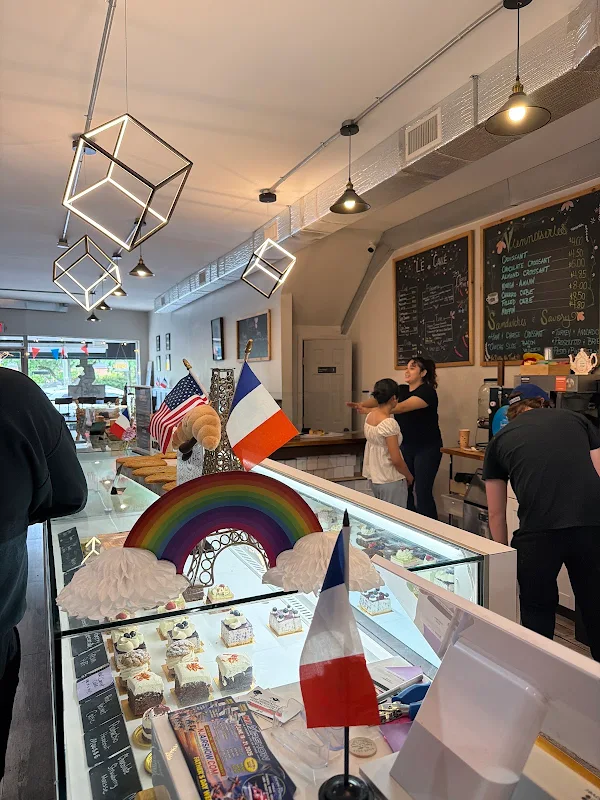 L'Insolent Coffee & Bakery
