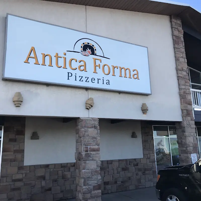 Antica Forma | Pizza • Italian