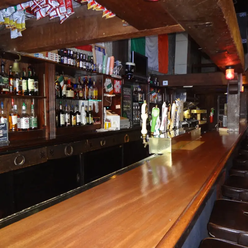 Mackesey's Irish Pub
