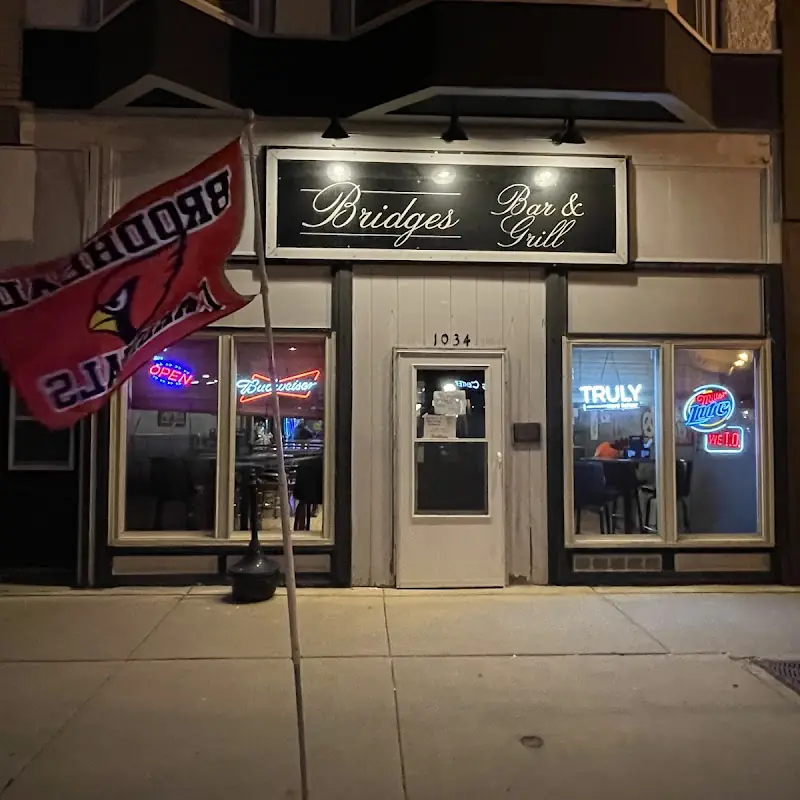 Bridges Bar & Grill