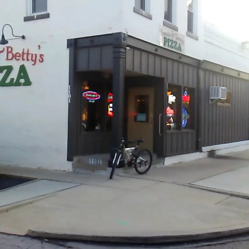 Bernie & Betty's Pizza