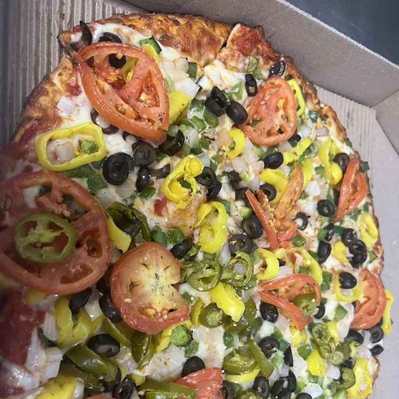 Pine Tree Cafe & Pizza