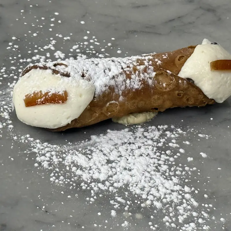 Creme Brûlée Cannoli