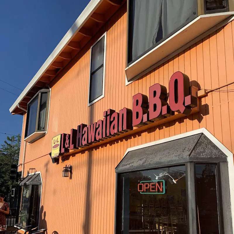 L & L Hawaiian Barbecue