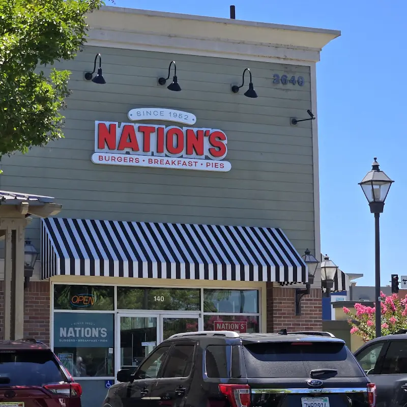 Nation's | Giant Hamburgers & Great Pies