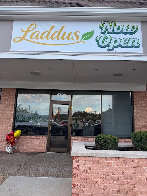 Laddus