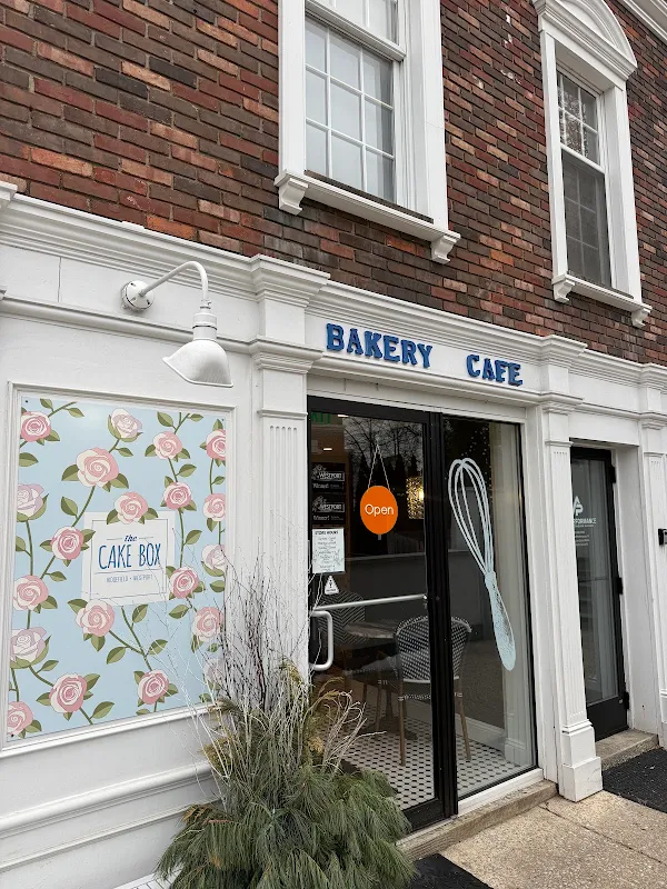 The Cake Box