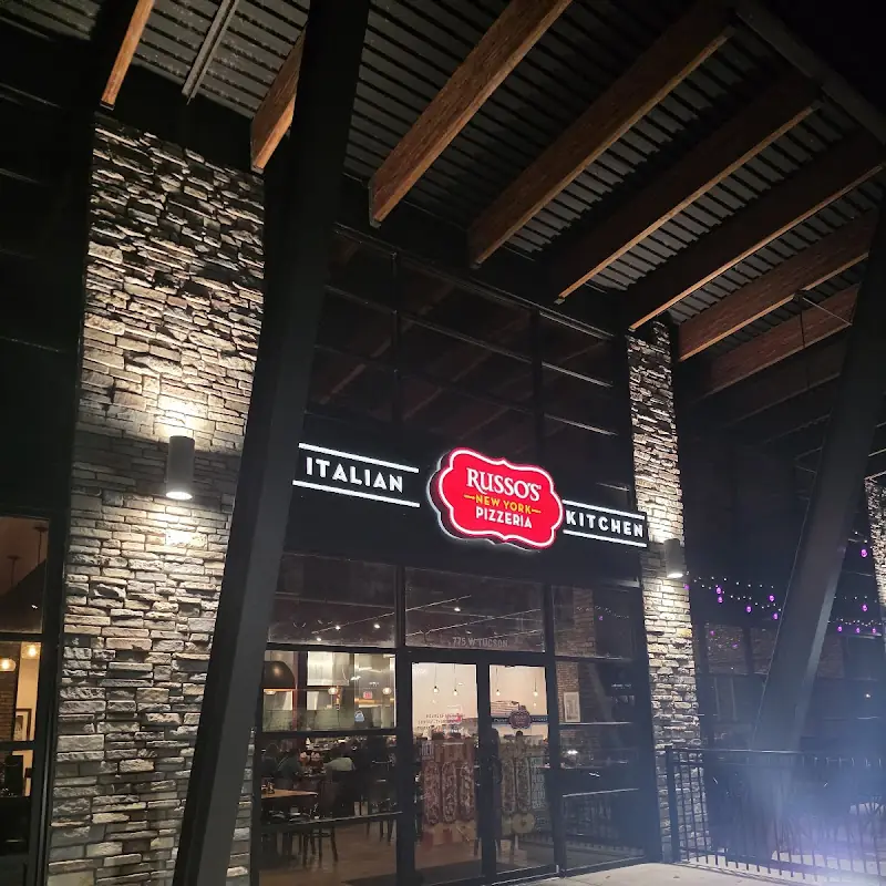 Russo's New York Pizzeria & Italian Kitchen | Broken Arrow