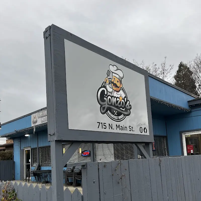 Gonzo's Breakfast House