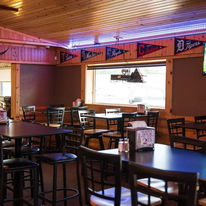 Rack's Bar & Grill