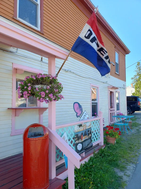 Jessie’s Village Ice Cream & Bakery