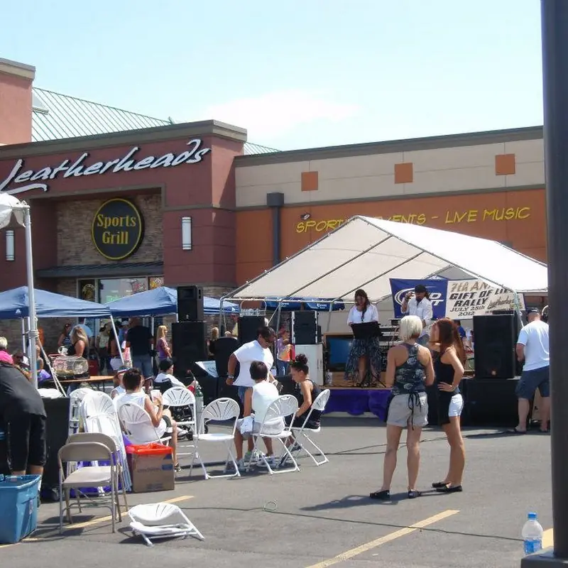 Leatherheads Sports Bar & Grill