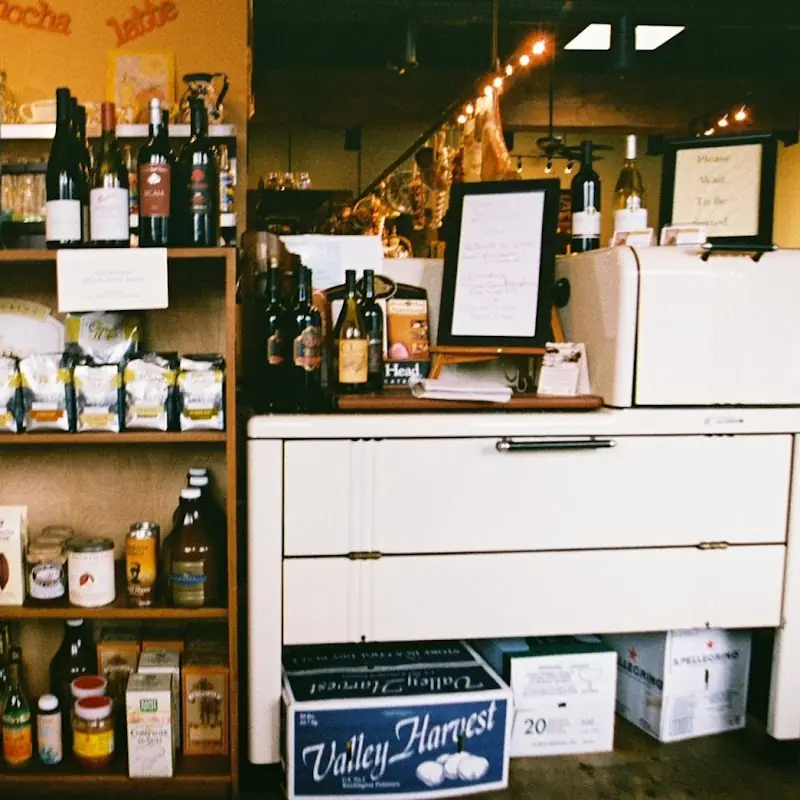 La Bottega Cafe Deli Wine Shop
