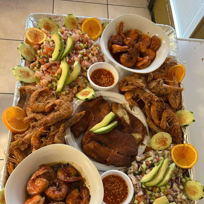 EL TIBURON RESTAURANTE