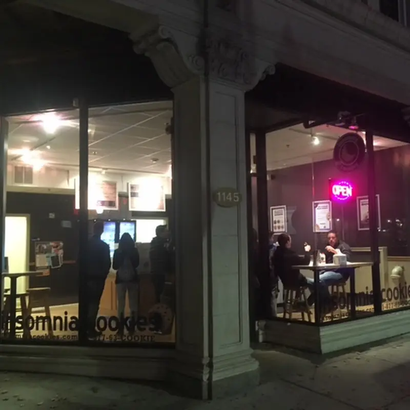 Insomnia Cookies