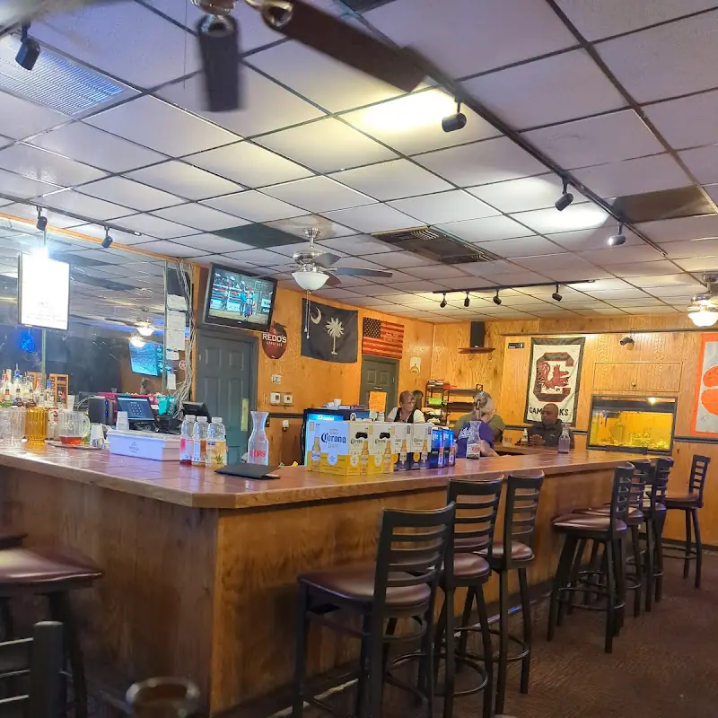 Oslo's Spirits and Grill