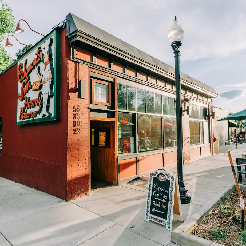 Edgewater Inn Pizza