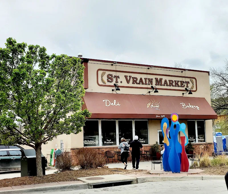 St Vrain Market, Deli & Bakery