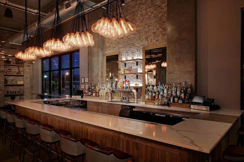 Watt Lounge