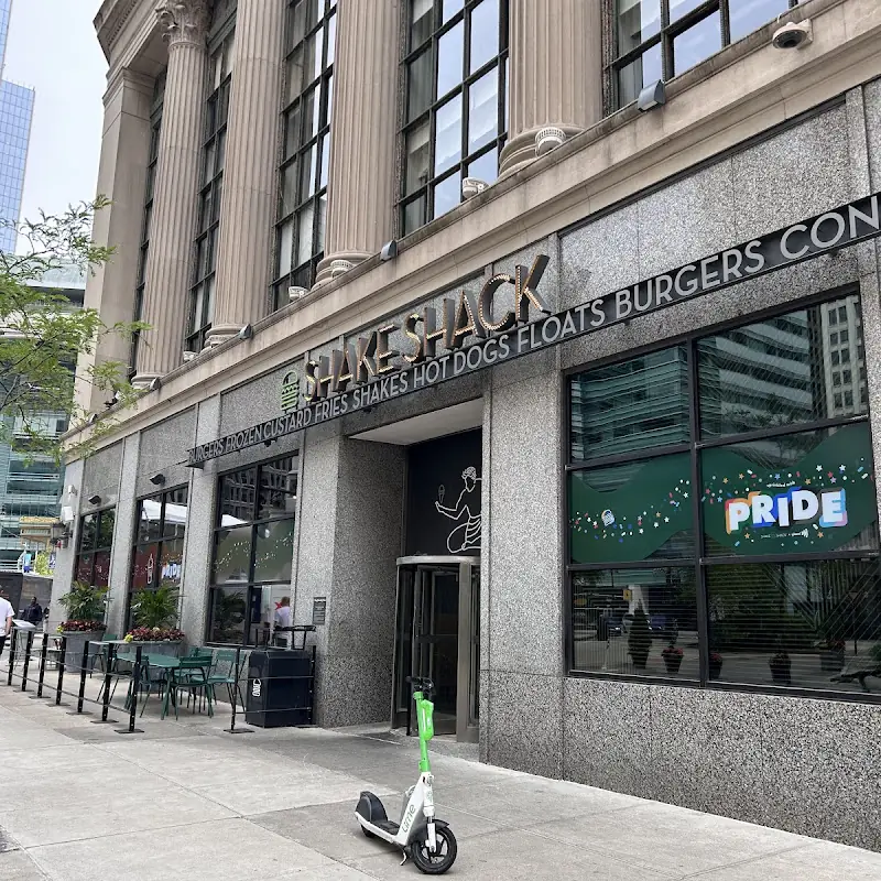Shake Shack First National Building - Downtown Detroit